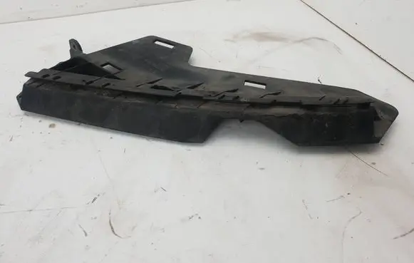 Volvo XC70 Front bumper mounting bracket 30796387 BP3EA