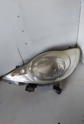 Peugeot 107 Headlight/headlamp
