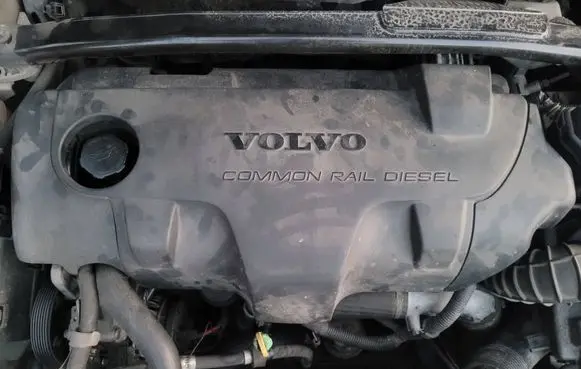 Volvo V70 Engine D5244T