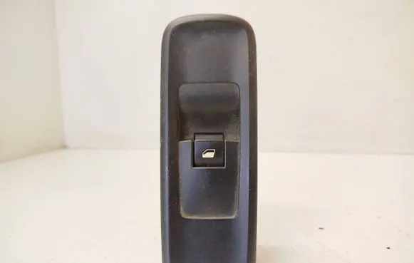 Fiat Ulysse Electric window control switch 14893750XT 015980724