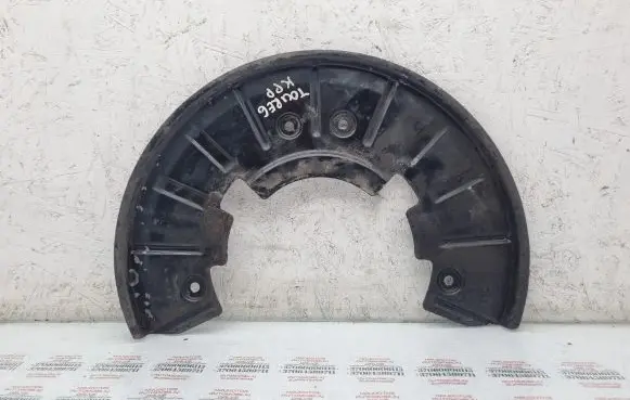 Volkswagen Touareg I Front brake disc dust cover plate 7L0615311