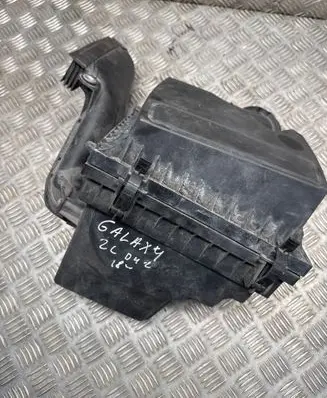 Ford Galaxy Air filter box DS739643KA S950D