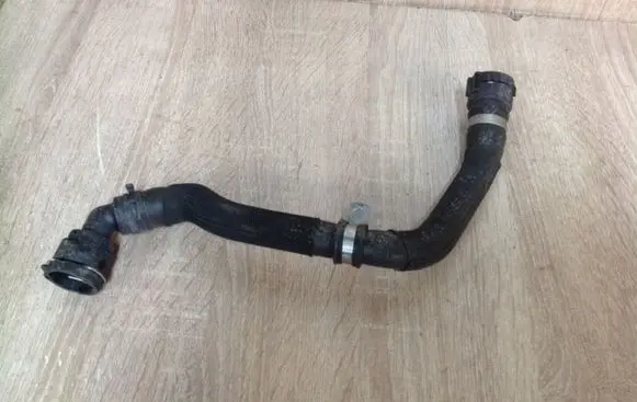 Audi Q5 SQ5 Engine coolant pipe/hose 8R0121109J