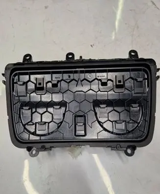 BMW 5 F10 F11 Cup holder front 9206401