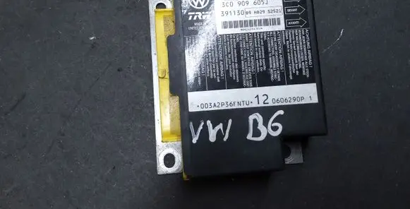 Volkswagen PASSAT B6 Airbag control unit/module 3C0909605J