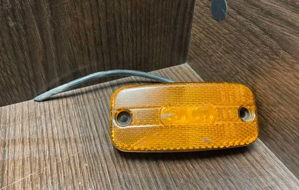 Iveco Daily 5th gen Front fender indicator light 963639