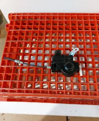 Lexus CT 200H Central locking motor PBTM15GF5