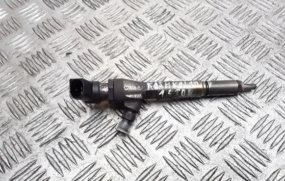 Nissan Qashqai Fuel injector