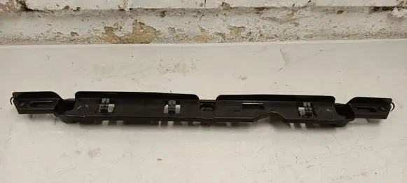 BMW 5 G60 Rear bumper mounting bracket 5A0F8A7