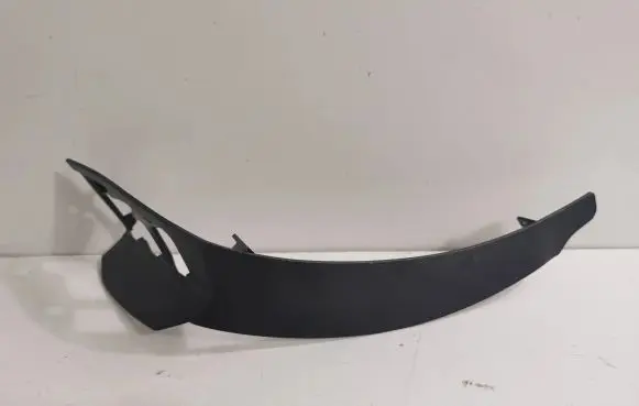 BMW 4 F32 F33 Rear/tail light trim molding 7453342