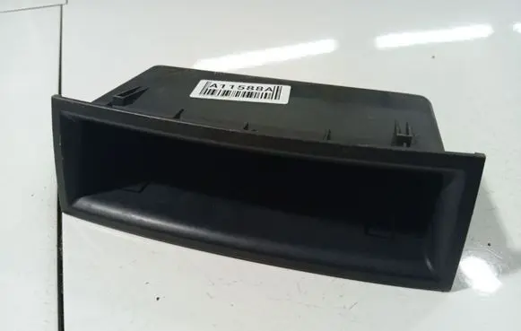 Renault Megane II Glove box 8200178946