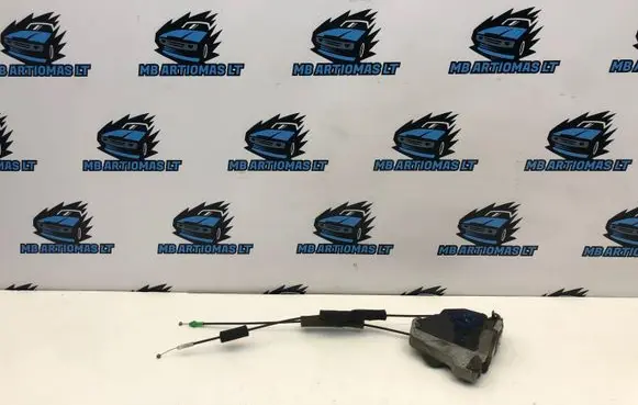 Lexus IS 220D-250-350 Front door lock