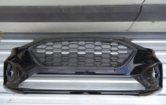 Ford Focus Front bumper 12013781220