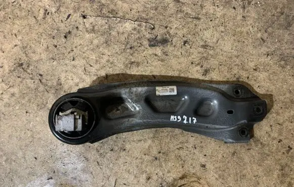Rear upper control arm/wishbone