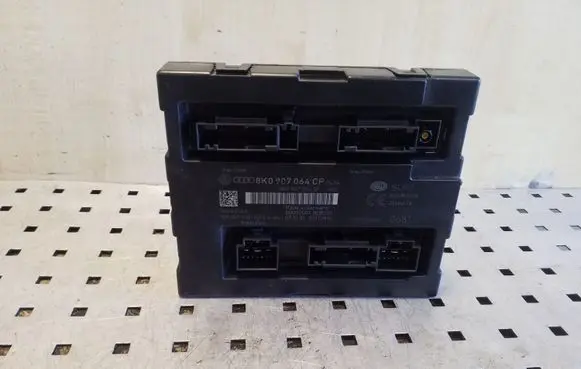 Audi A5 Sportback 8TA Comfort/convenience module 8K0907064CP