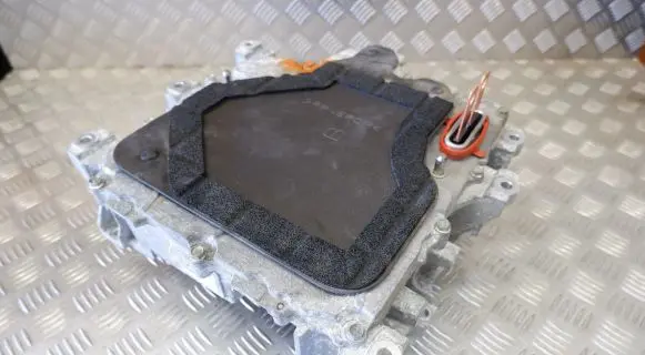 Nissan Leaf II (ZE1) Voltage converter inverter 291A05SA0A