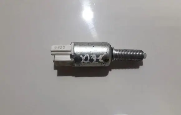 Brake pedal sensor switch