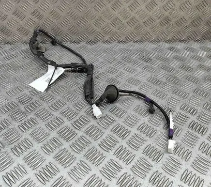 Toyota RAV 4 (XA40) Tailgate/trunk wiring harness 8218342040