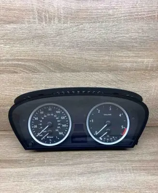 BMW 5 E60 E61 Speedometer (instrument cluster) 6983154 110080213 MPH
