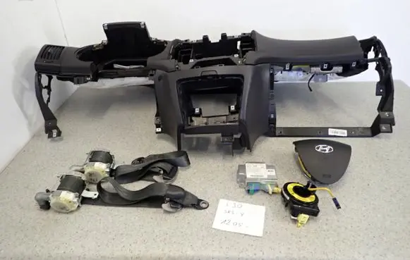 Hyundai i30 Airbag set 