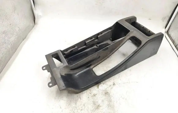 BMW 3 E46 Center console 8233478 8230955