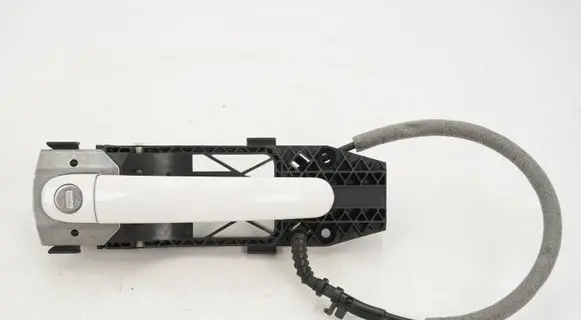 Skoda Fabia Mk2 (5J) Front door exterior handle 5N0837885H 5N0837017D