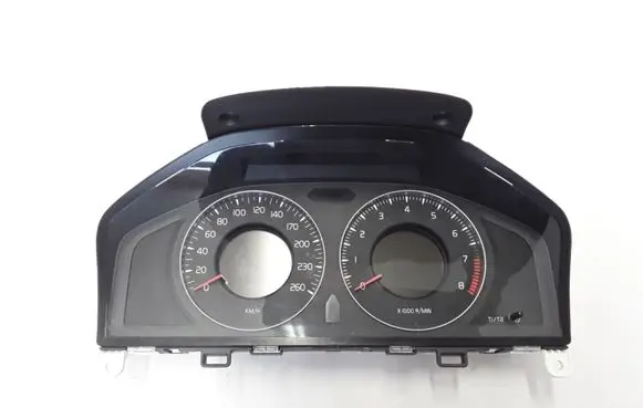 Volvo V70 Speedometer (instrument cluster) 30786622