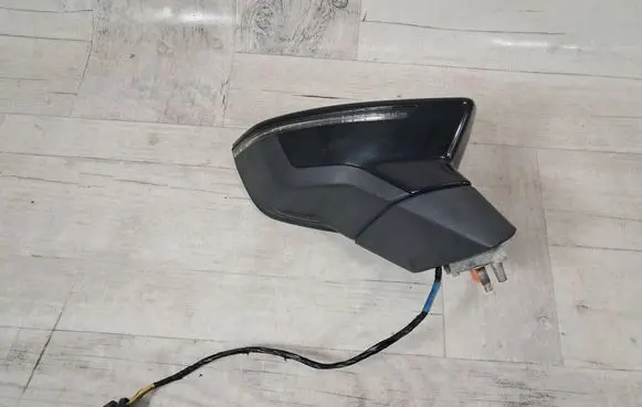 Seat Leon (5F) Front door electric wing mirror 