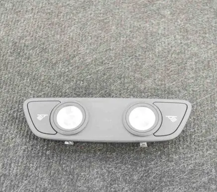 Audi A5 Front seat light 8W0947111 19758600