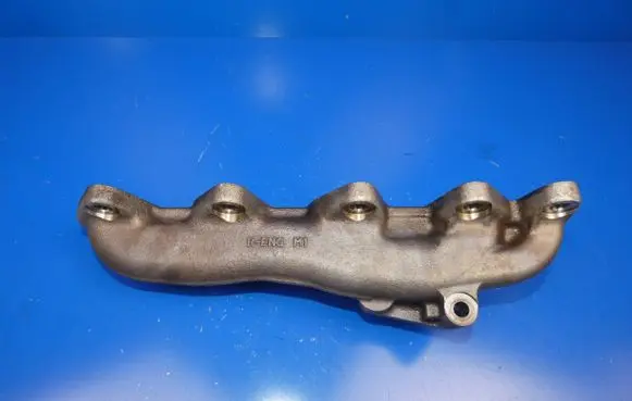 Hyundai Santa Fe Exhaust manifold