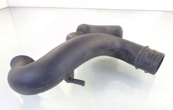 Volkswagen Up Air intake duct part 04C129618F