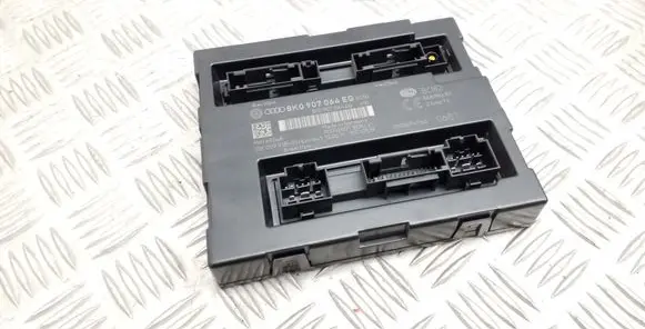 Audi Q5 SQ5 Comfort/convenience module 8K0907064EG