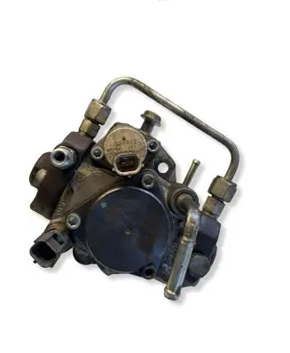 Toyota Avensis T250 Fuel injection high pressure pump 221000R020 HU2940000306