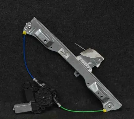 Opel Corsa D Front door electric window regulator 13298153
