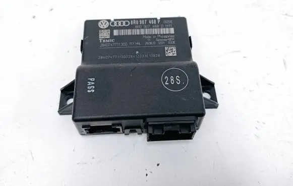 Audi A4 S4 B8 8K Gateway control module 8R0907468P