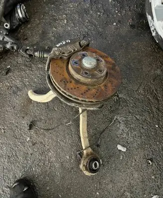 Mercedes-Benz C W204 Front wheel hub spindle knuckle