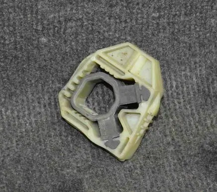 Volkswagen PASSAT CC Other engine bay part 1K0121367G