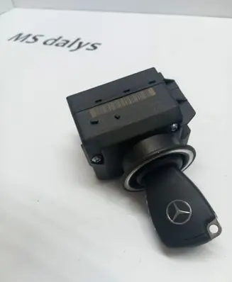 Mercedes-Benz E W211 Ignition lock A2115451408 2115451408