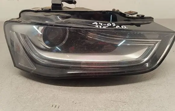 Audi A4 S4 B8 8K Headlight/headlamp 030127567205 8K0941006D 30663182