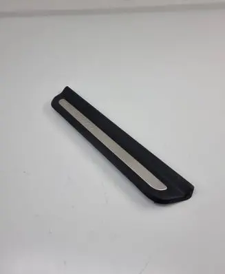 KIA Sorento Rear sill trim cover 85887c5100
