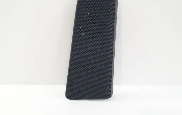Front door high frequency speaker