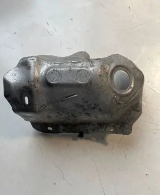 Opel Astra L Exhaust heat shield 9809695280 03RLZ24