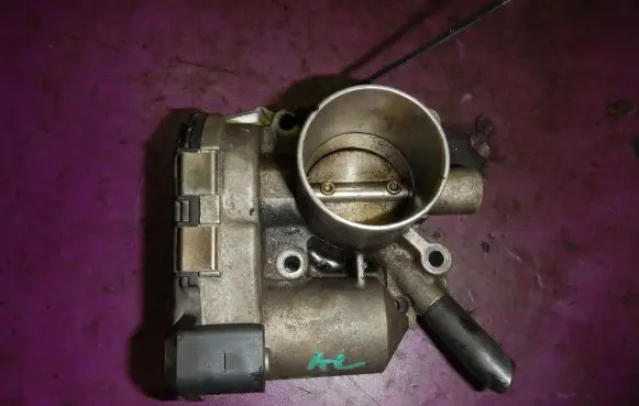 Seat Ibiza II (6k) Throttle body valve 030133062A