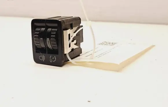 Volkswagen PASSAT B7 Headlight level height control switch 21511