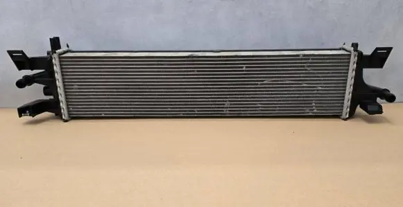 Ford Kuga II Intercooler radiator