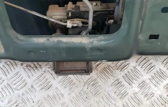 Mazda 323 F Tailgate/trunk/boot lock/catch/latch