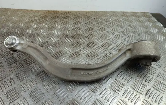 Front lower control arm/wishbone