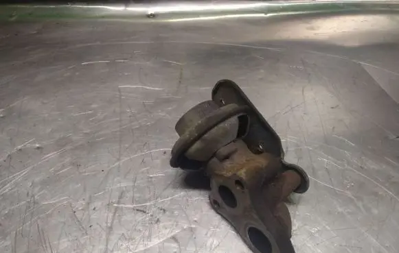 Toyota Corolla Verso E121 EGR valve