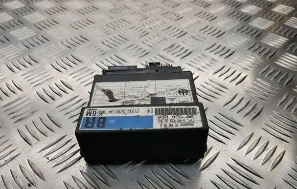 Opel Astra G Central body control module 4608096