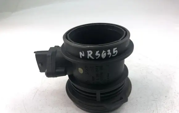 KIA Sorento Mass air flow meter 2810039450